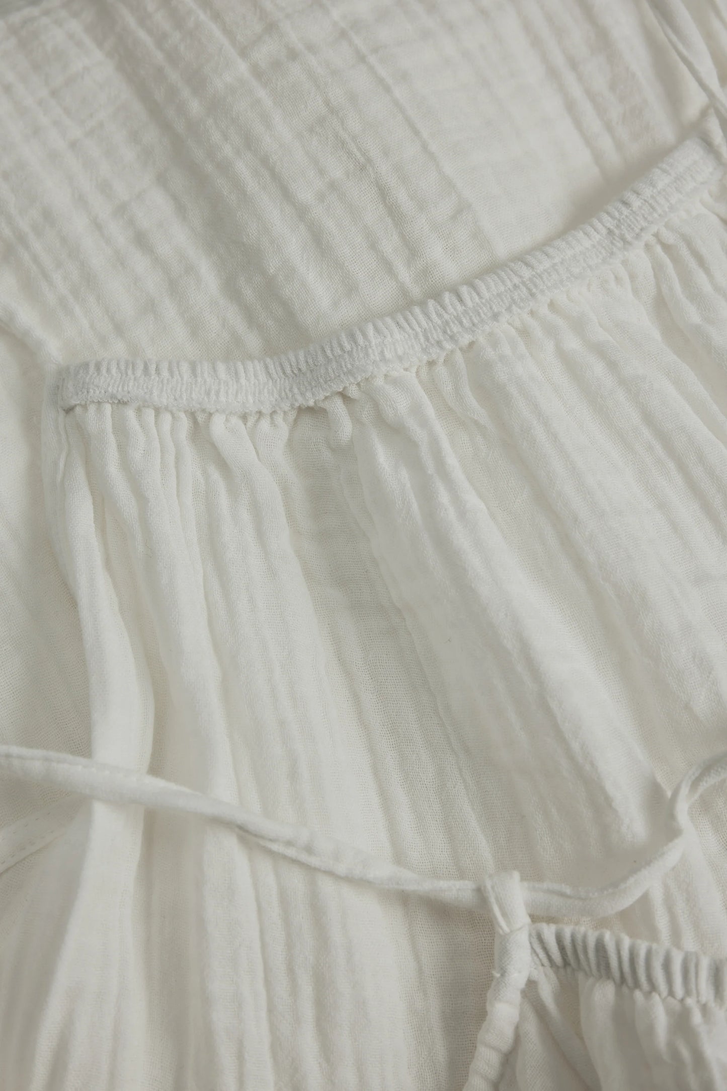 AVENY Chantilly dress - off-white