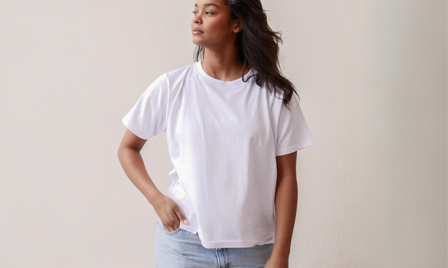 Arela Seela valkoinen naisten basic oversize t-paita