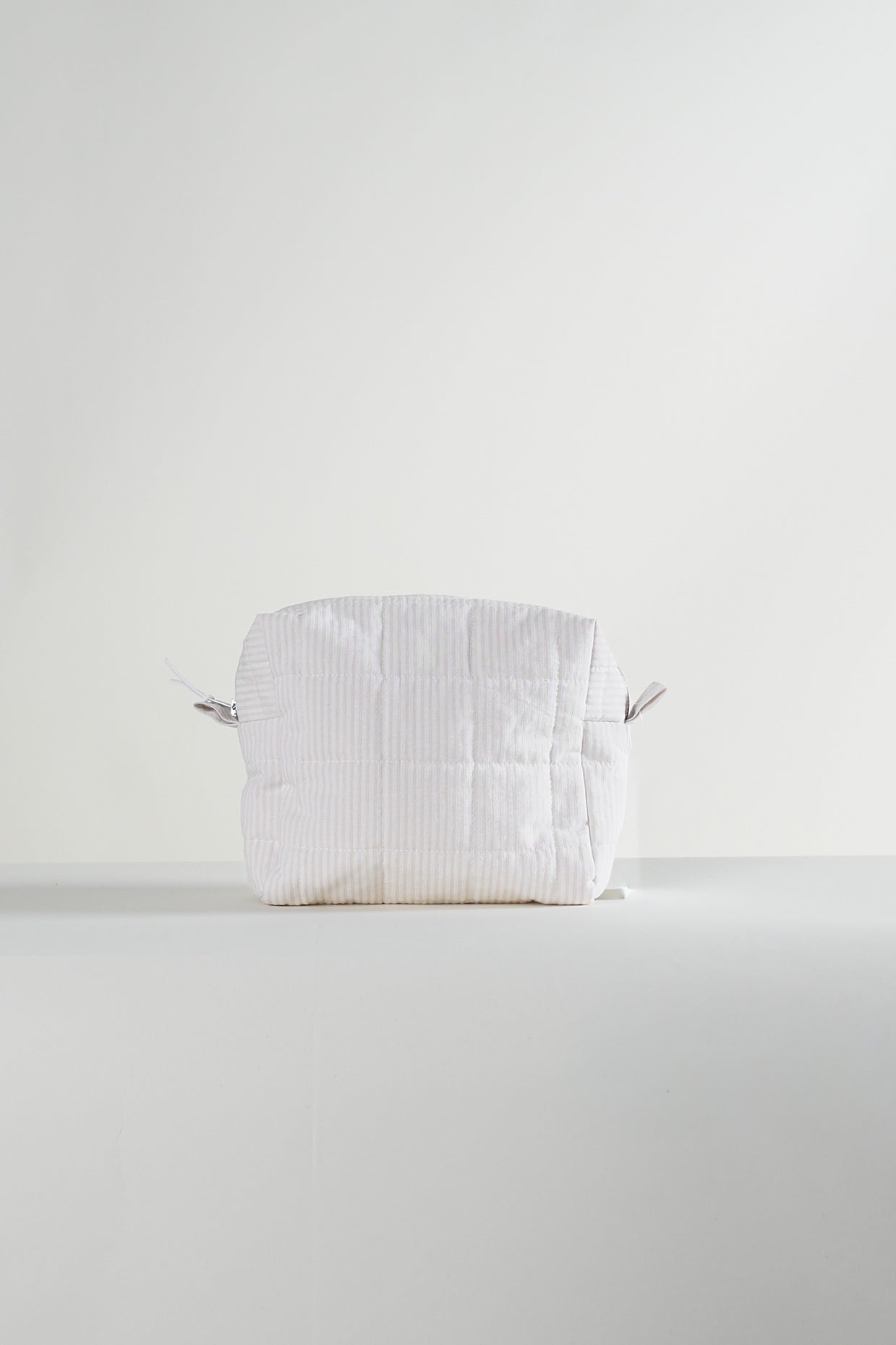 Gauhar Quilted Cosmetic Bag Medium - sand