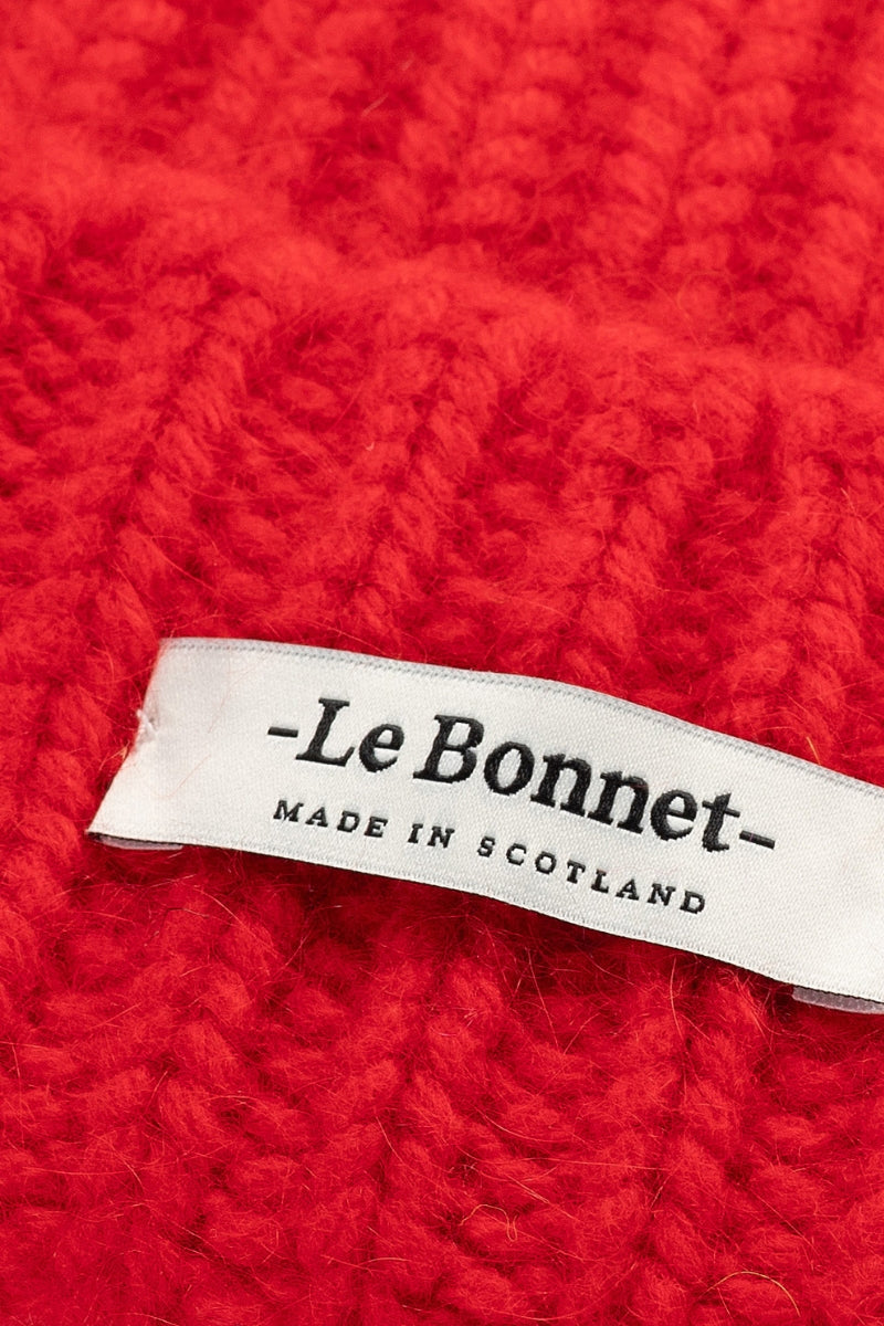 Le Bonnet Logo - crimson
