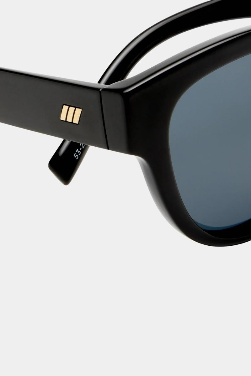 Naisten mustat aurinkolasit