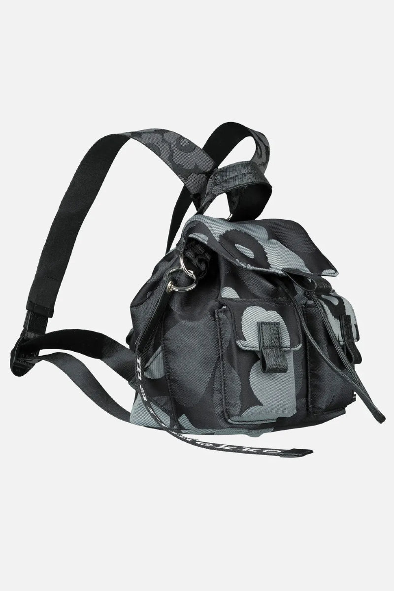 Marimekko Everything Backpack S Unikko pieni reppu - musta / harmaa