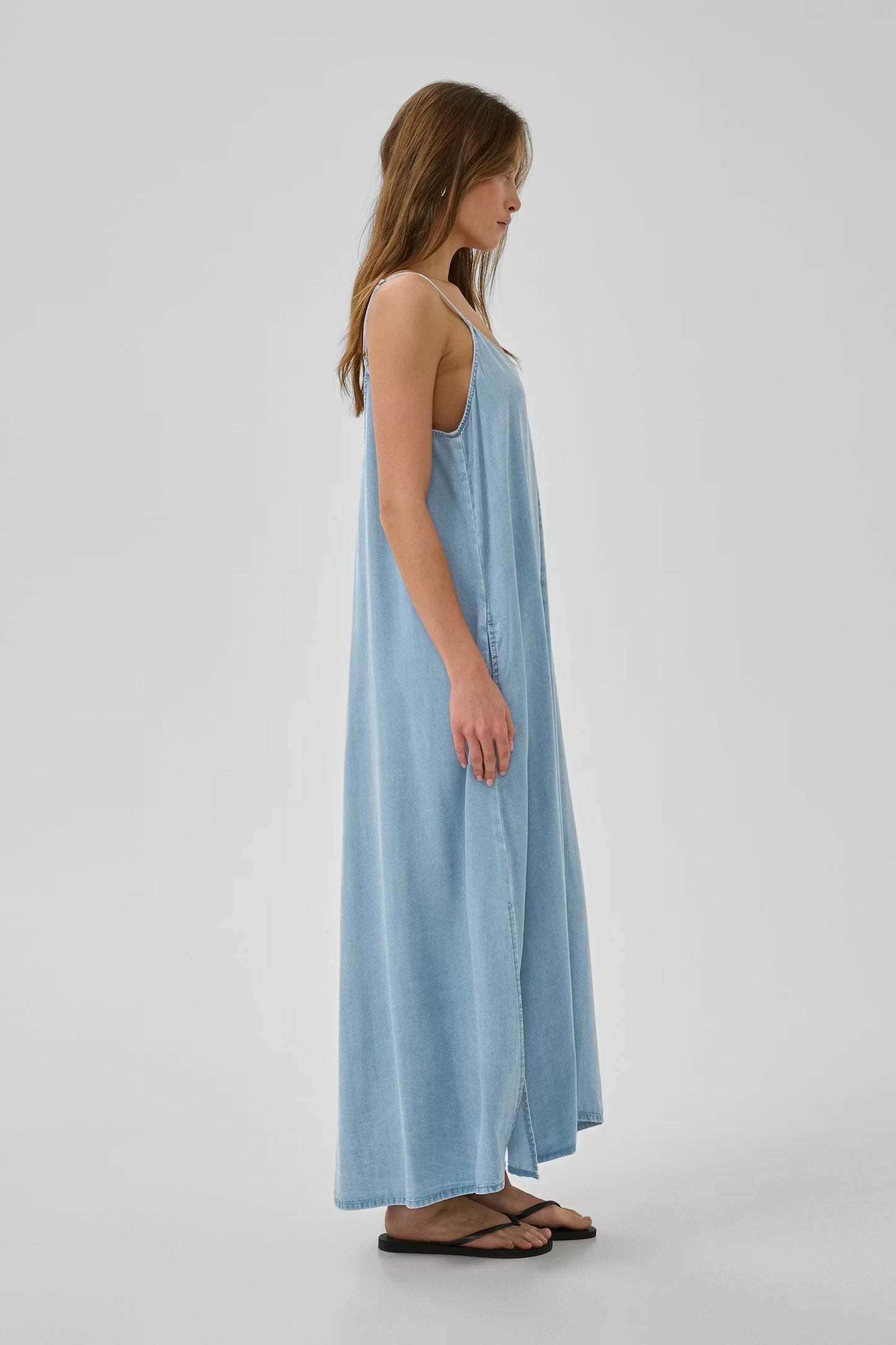 My Essential Wardrobe NellyMW strap dress - light blue wash