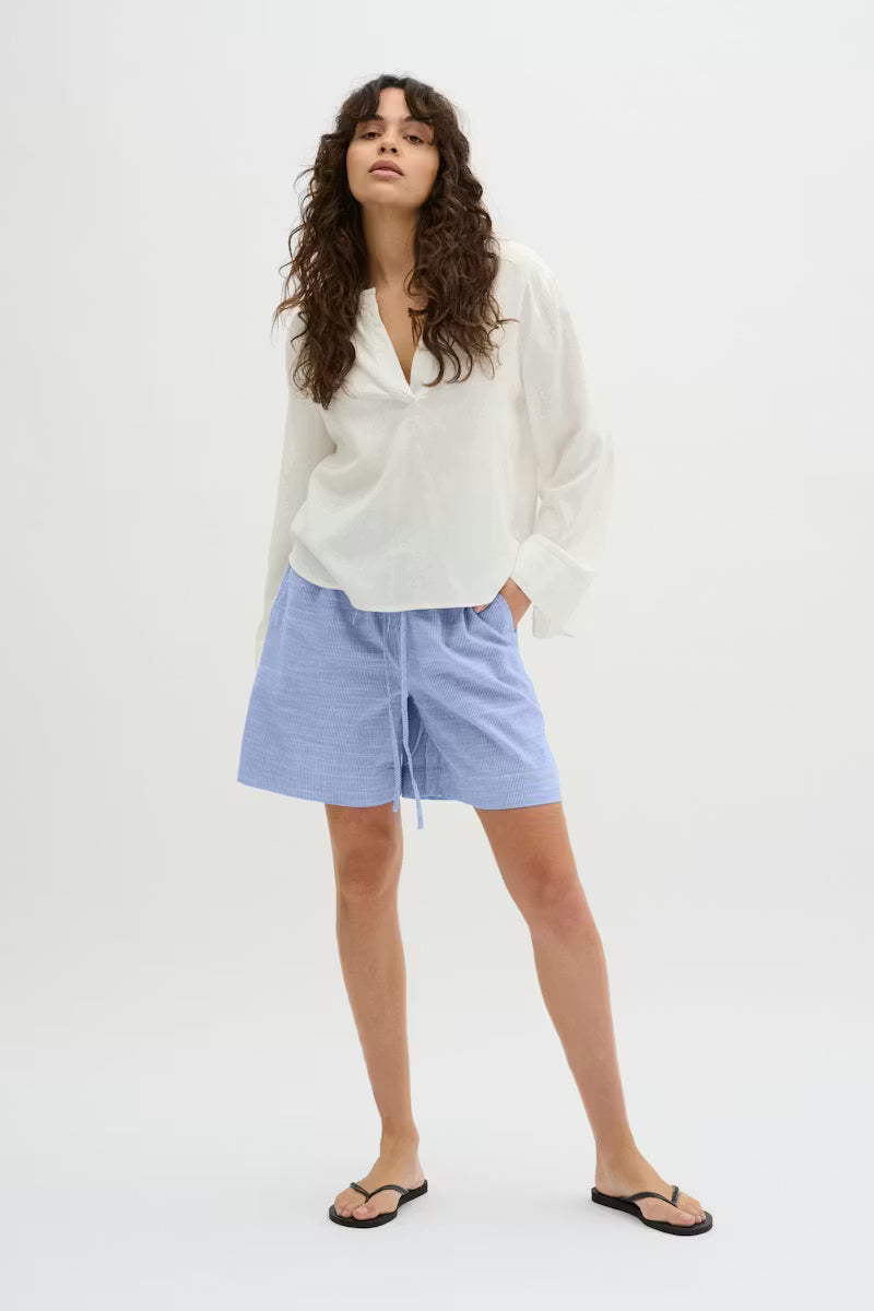 My Essential Wardrobe SkyeMW shorts - silver lake blue striped