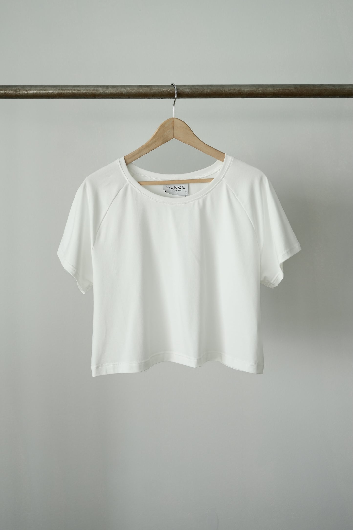 OUNCE garments Mette Crop tee - white