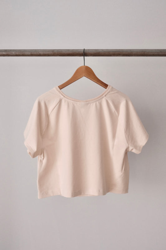 Naisten cropattu oversize t-paita