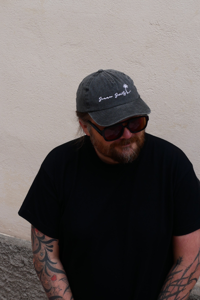 Summer Society Goods Vintage Cap - washed black