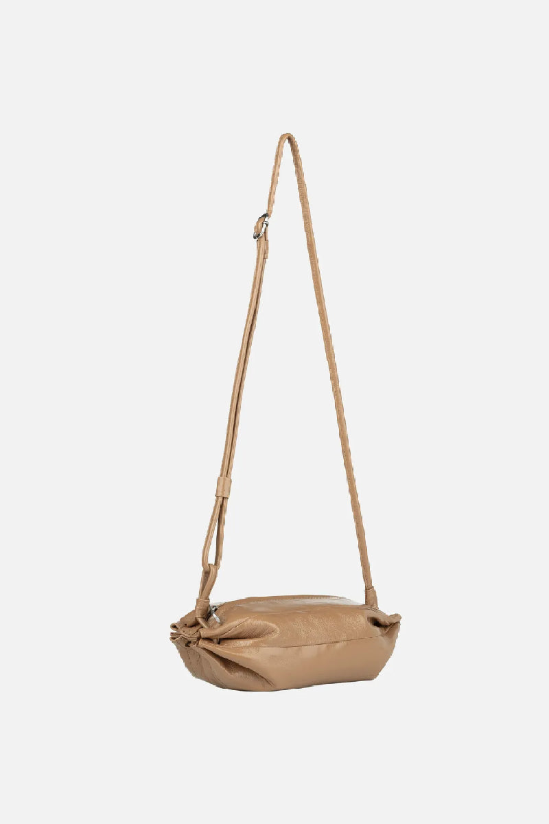 Marimekko Pikku Karla Patent olkalaukku - vaaleanruskea