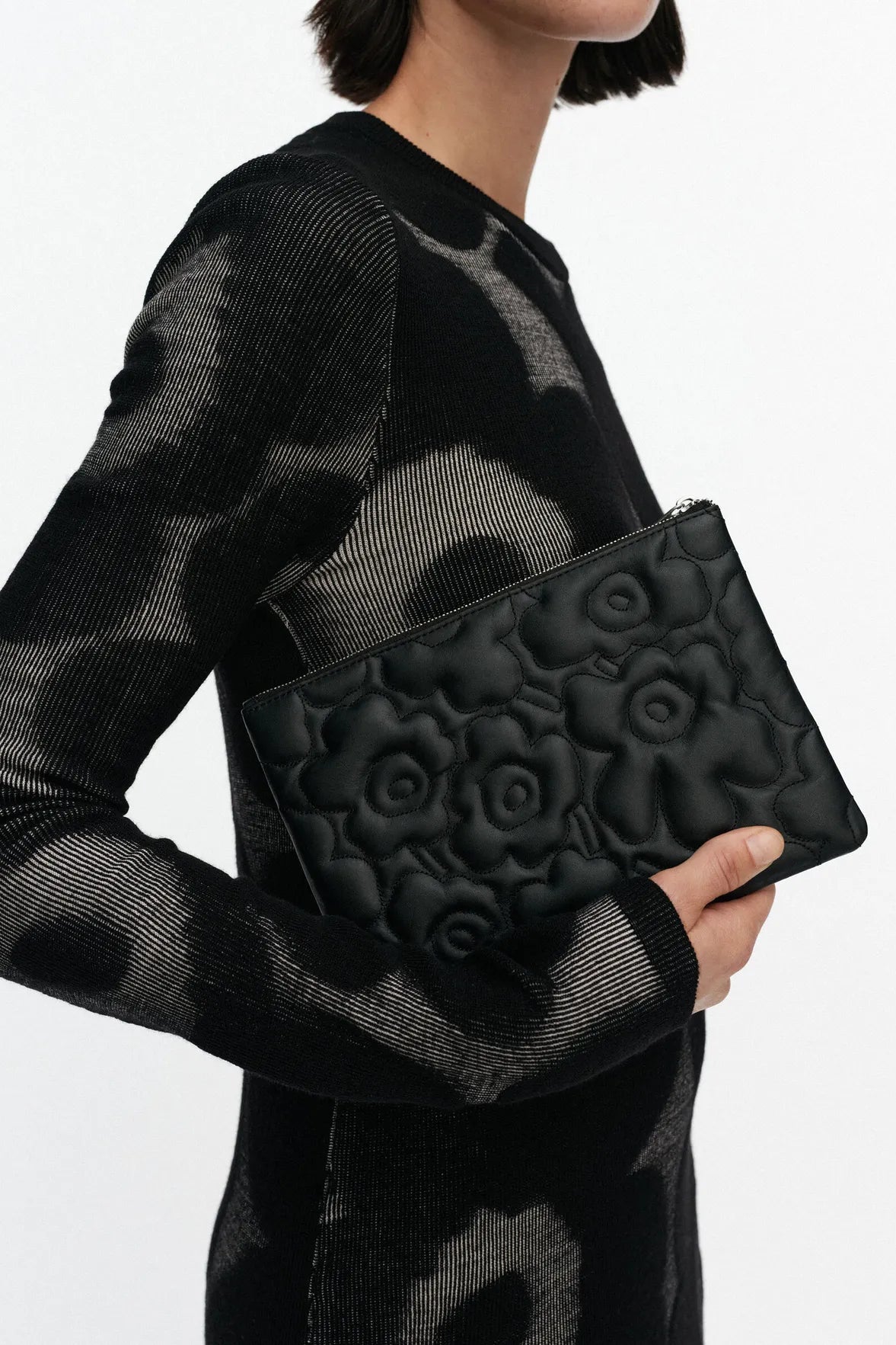 Marimekko Pouch Bag Unikko käsilaukku - musta