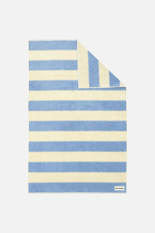 Marimekko Galleria bath towel 100 x 160 cm - light blue / off-white