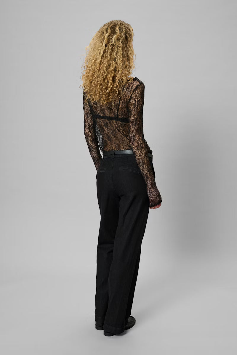 My Essential Wardrobe MWRita boatneck ls blouse - black