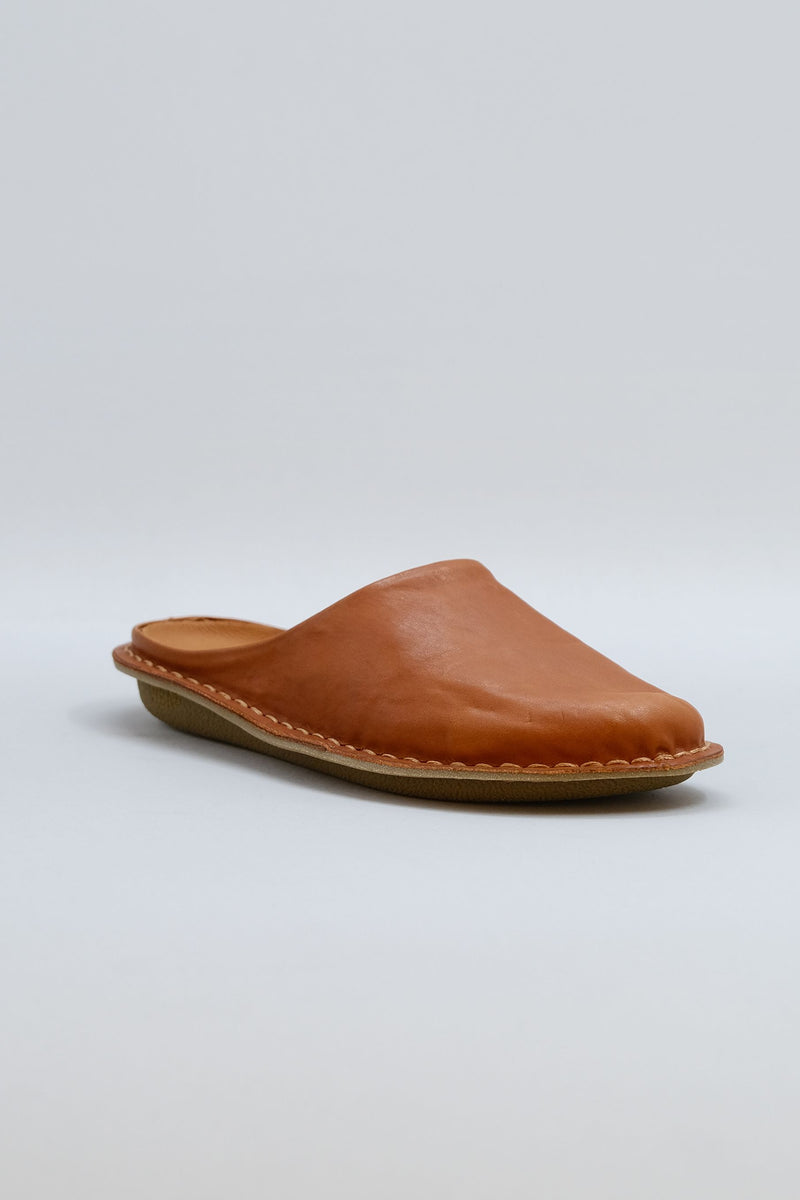 VIBAe ROMA Leather Cognac Brown kengät viistosti edestä