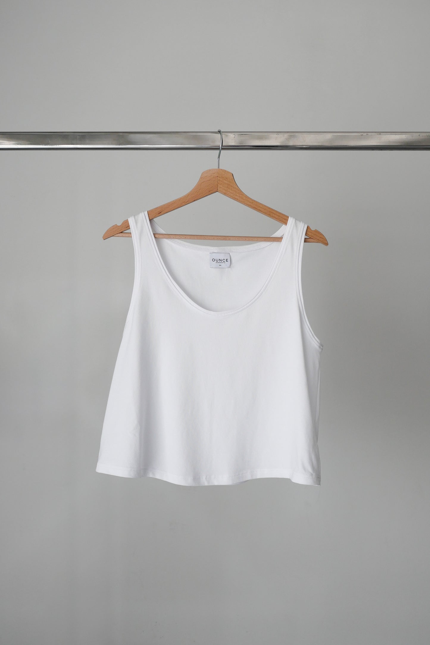 OUNCE garments Saga sleeveless shirt - white
