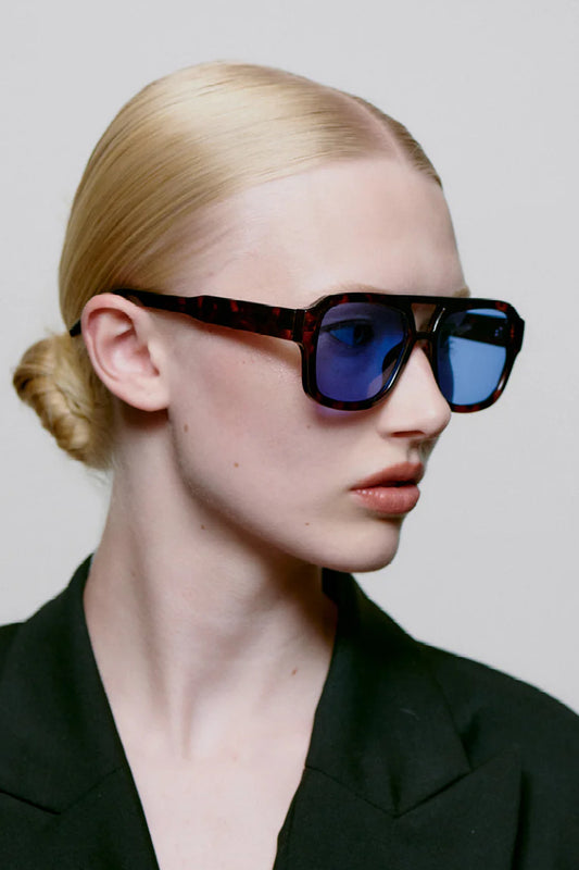 A. Kjærbede Kaya - Demi tortoise (blue lens)