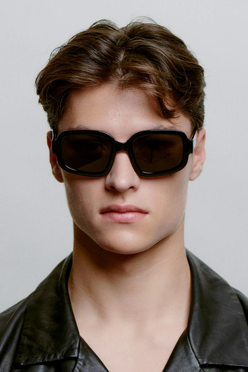 A. Kjærbede Pluto - black