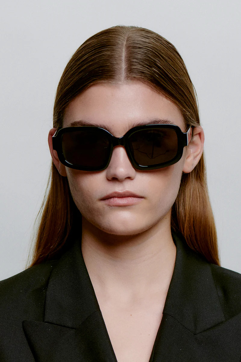 A. Kjærbede Pluto - black