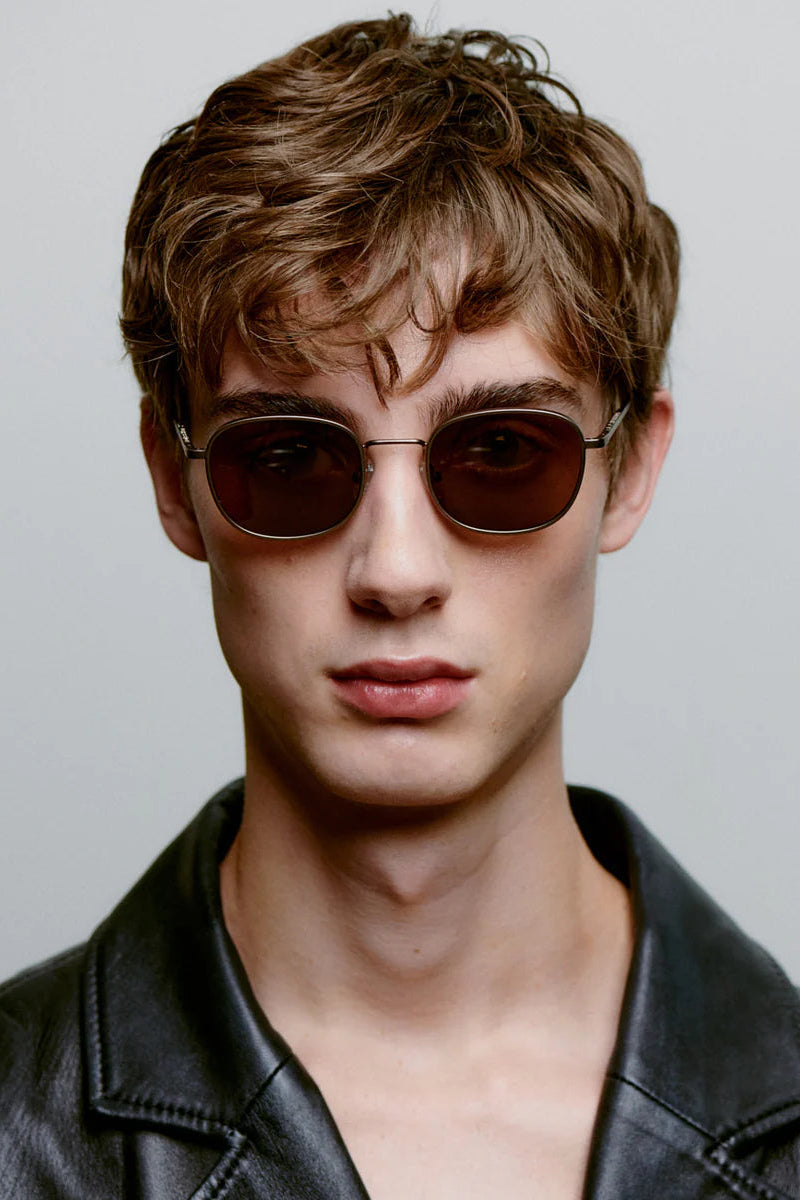 A. Kjærbede Hello - matte brown