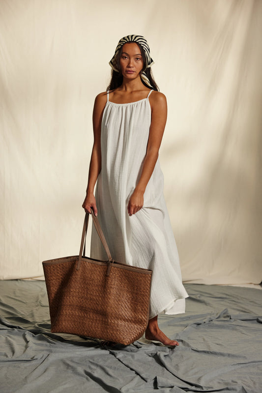 AVENY Chantilly dress - almost white