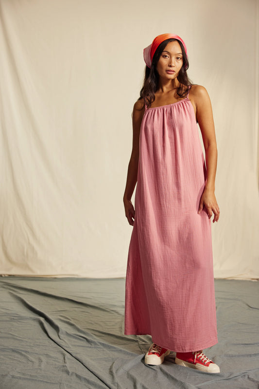 AVENY Chantilly dress - dusty pink