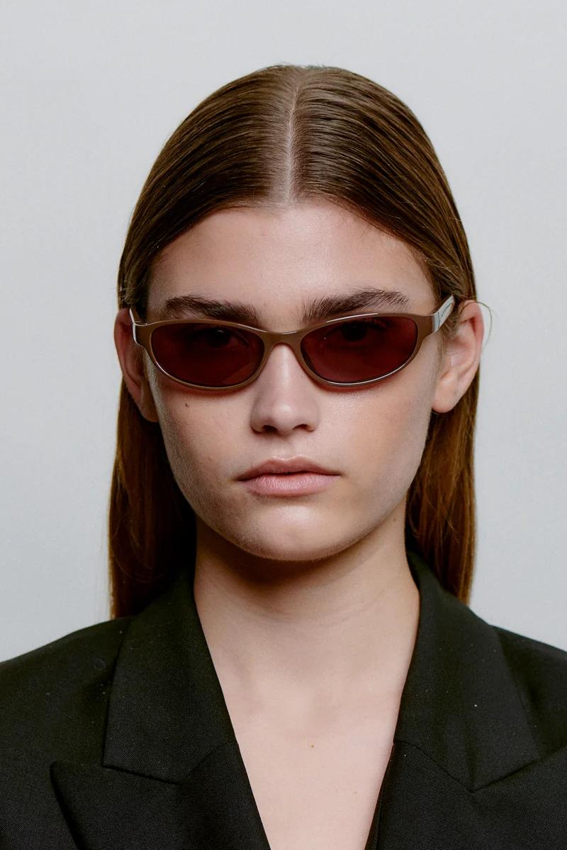 cat-eye aurinkolasit