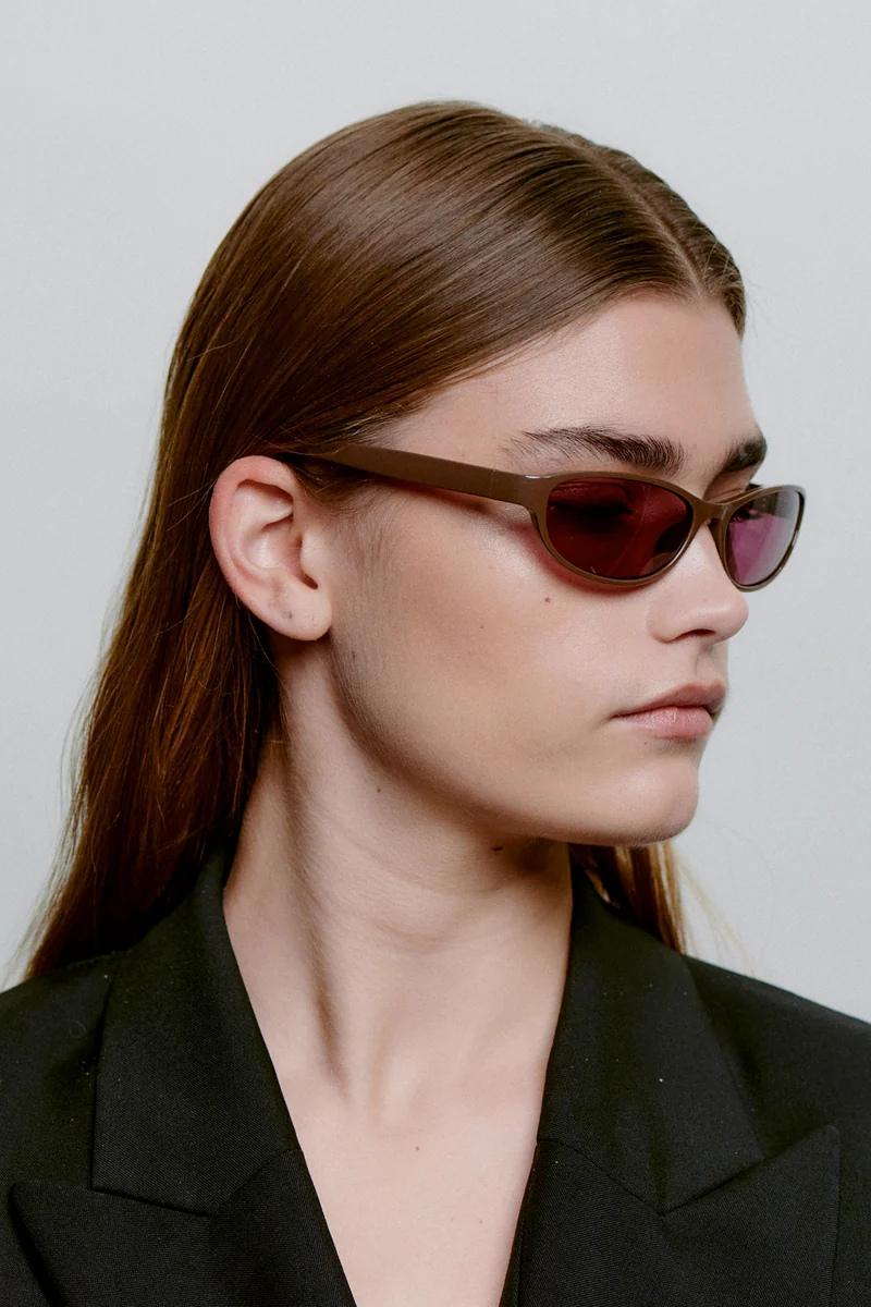 cat-eye aurinkolasit