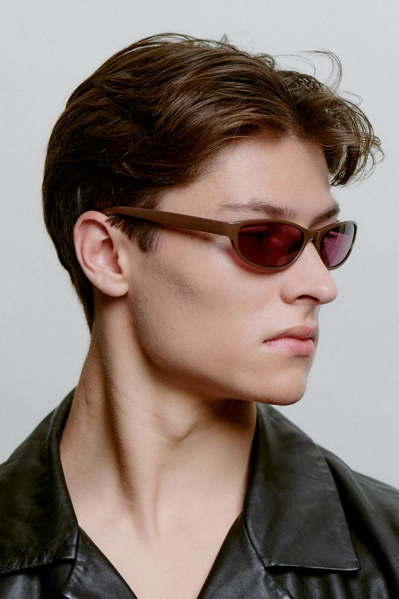 Kevyet aurinkolasit