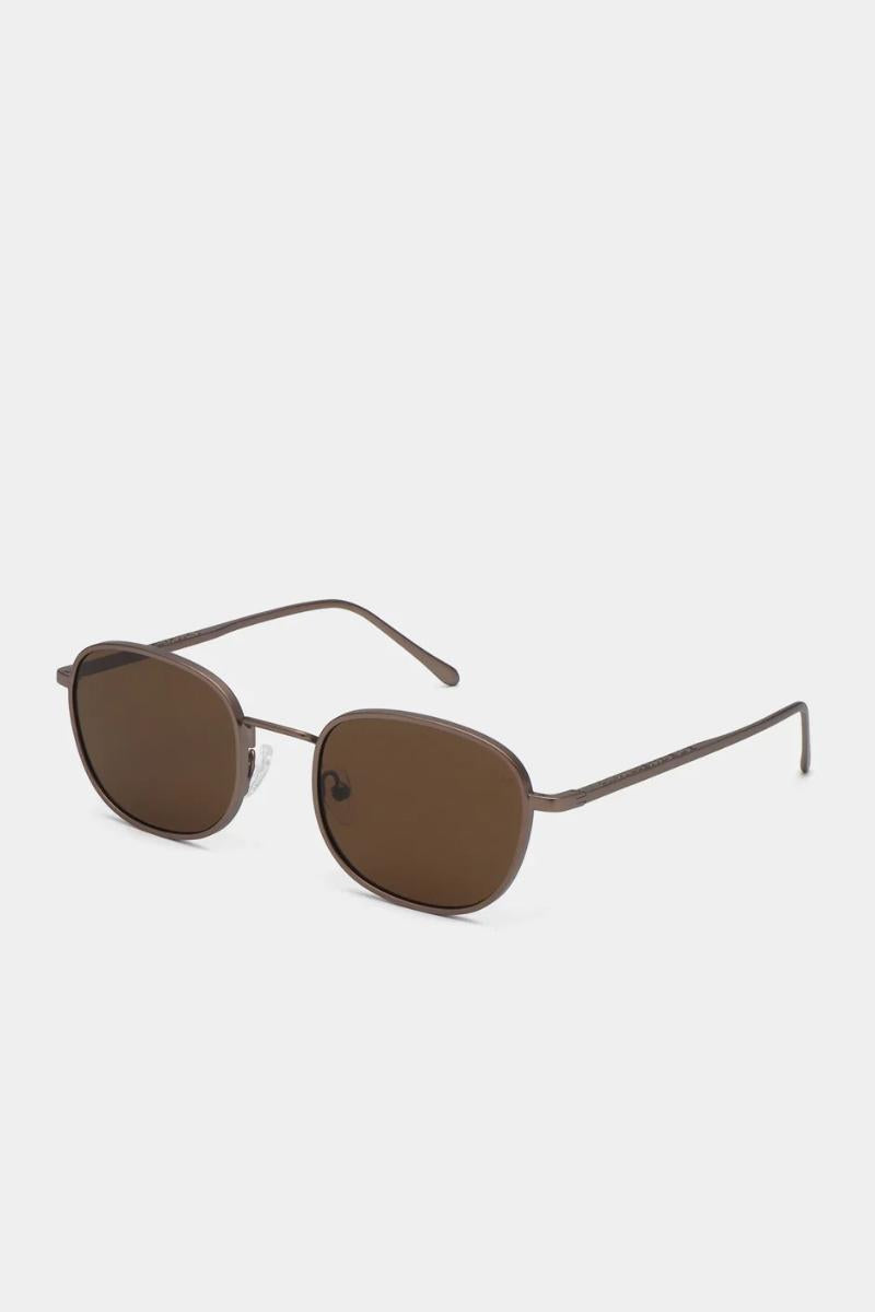 A. Kjærbede Hello - matte brown