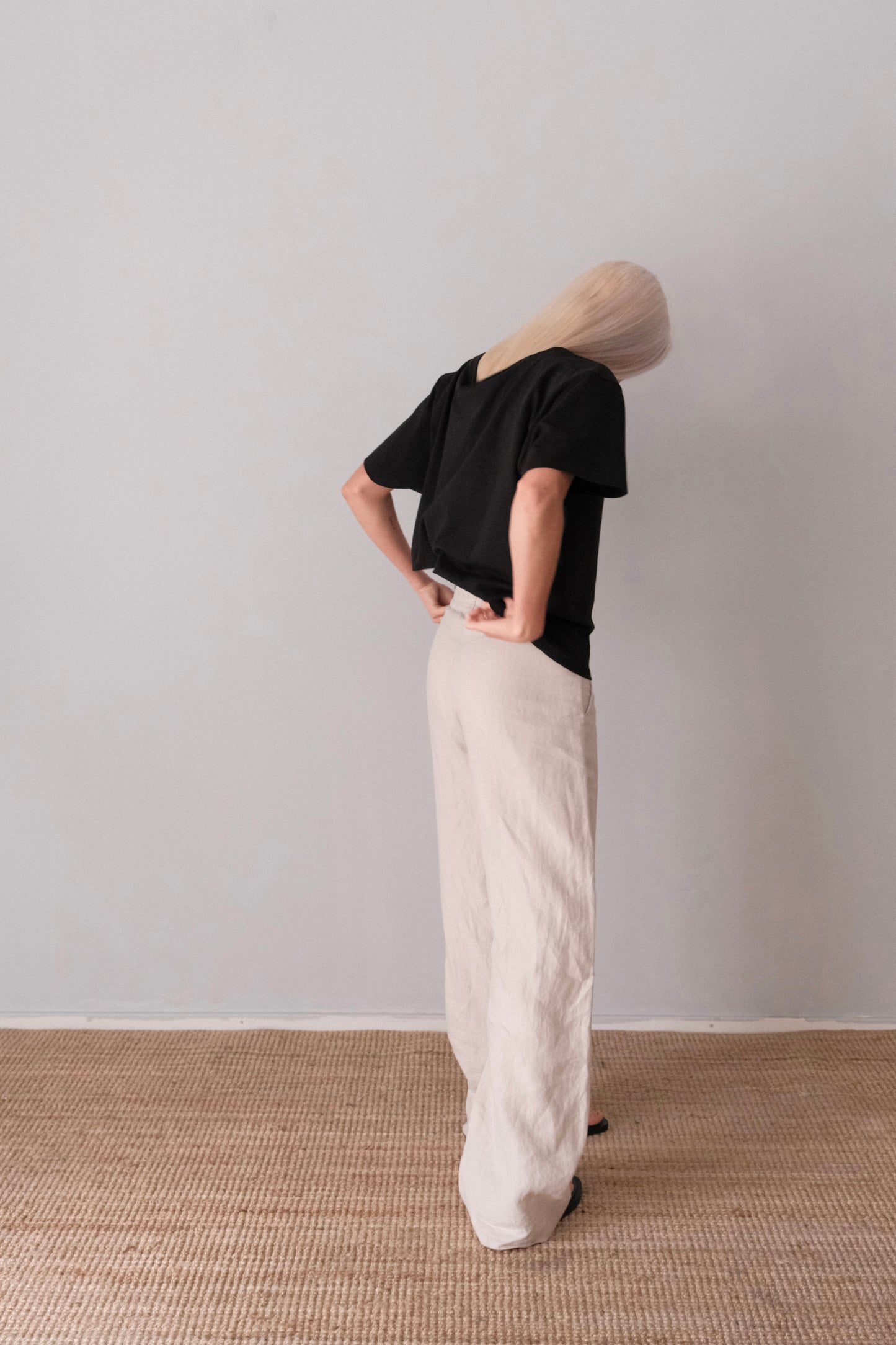 Arela Seela naisten oversize t-paita - musta