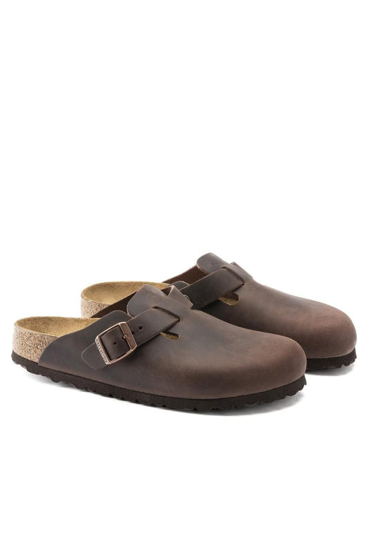 Trendikkäät slip-on-kengät