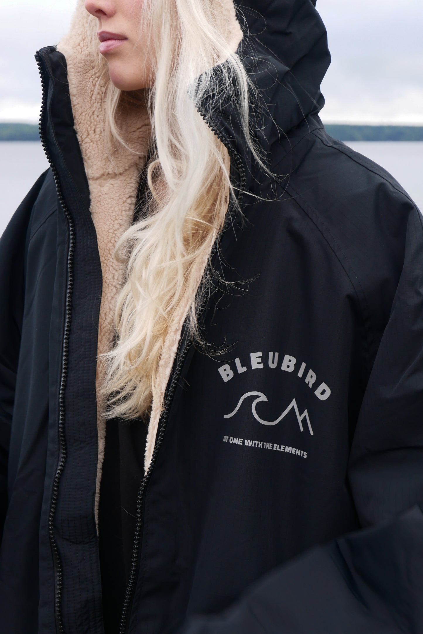 Bleubird Unisex Nordic Robe - black