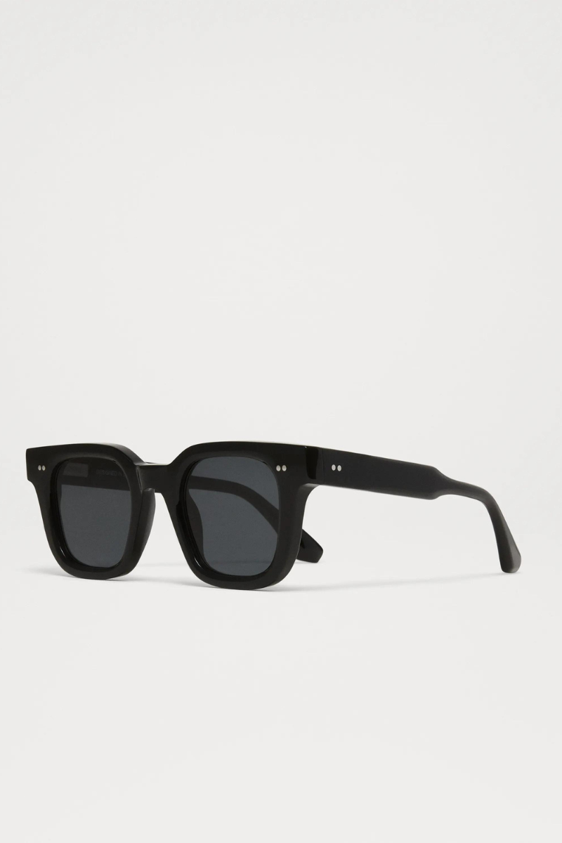 CHIMI 04L black sunglasses