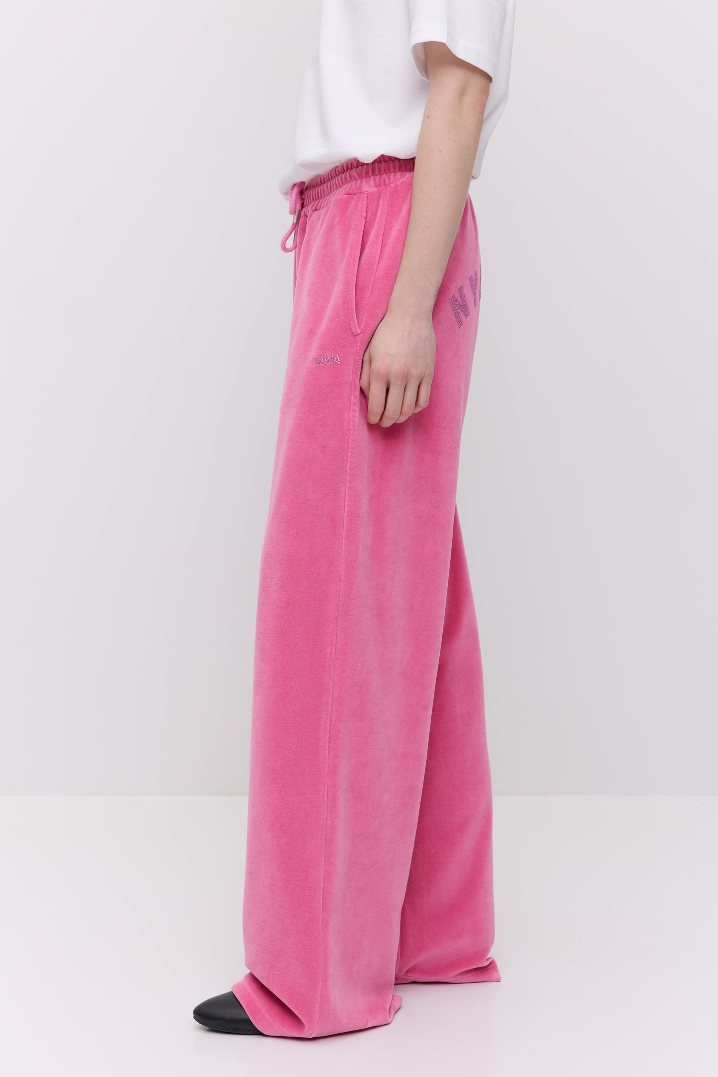 Makia x Nylon Beat Nylon Trousers - pink