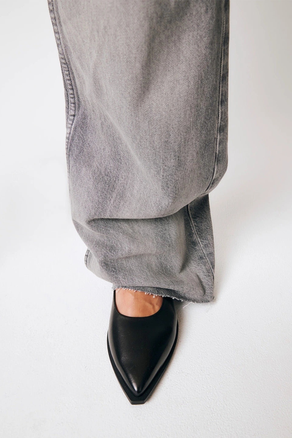 Copenhagen Studios CPH416 leather - black