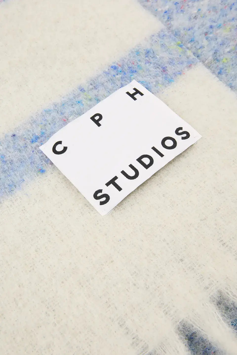 Copenhagen Studios CPH Shawl 16 wool mix - blue