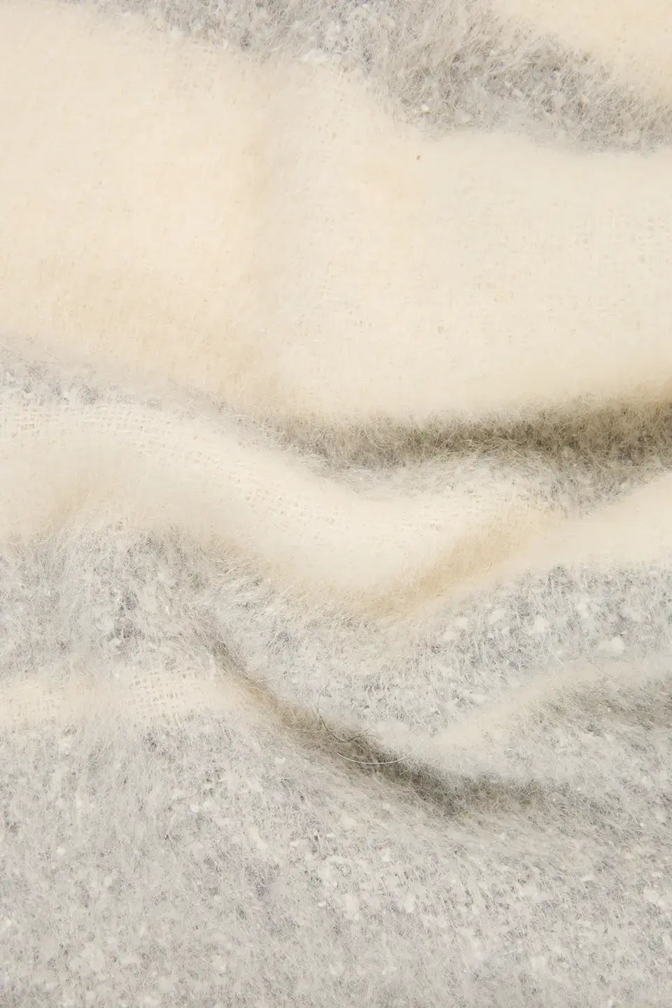 Copenhagen Studios CPH Shawl 16 wool mix - grey