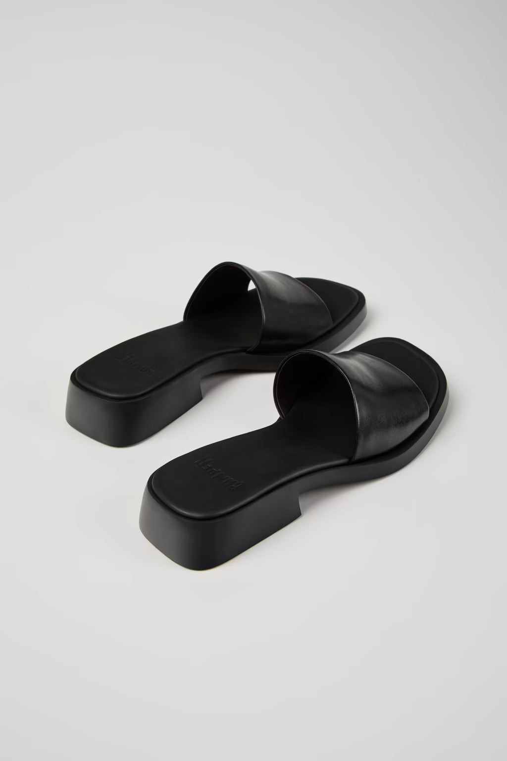 Camper Dana sandal - black