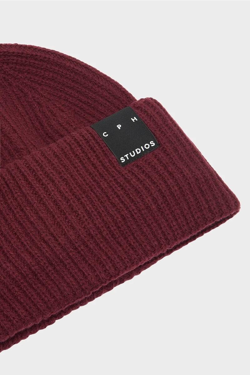 Viininpunainen neulepipo