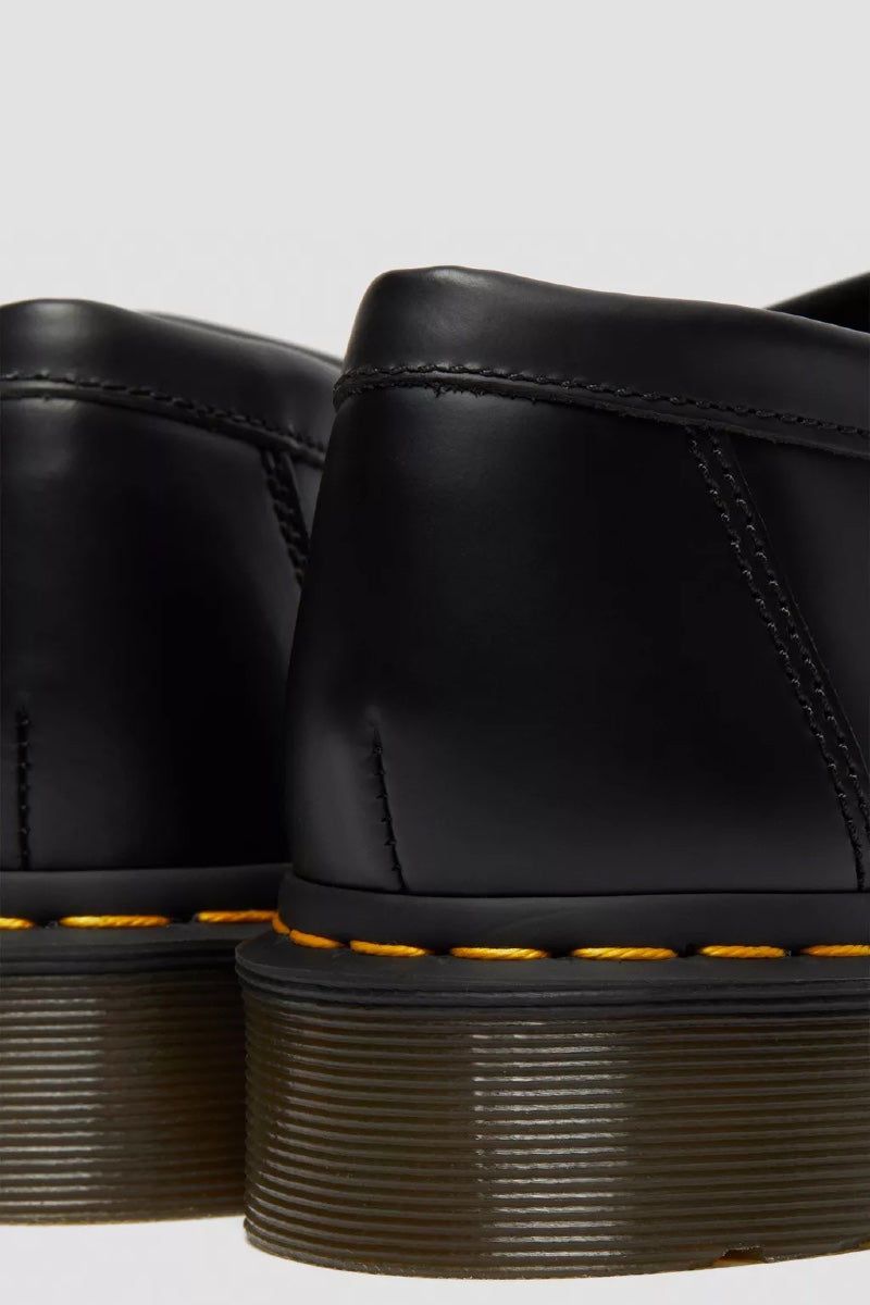 Dr. Martens Adrian Yellow Stitch Smooth - black