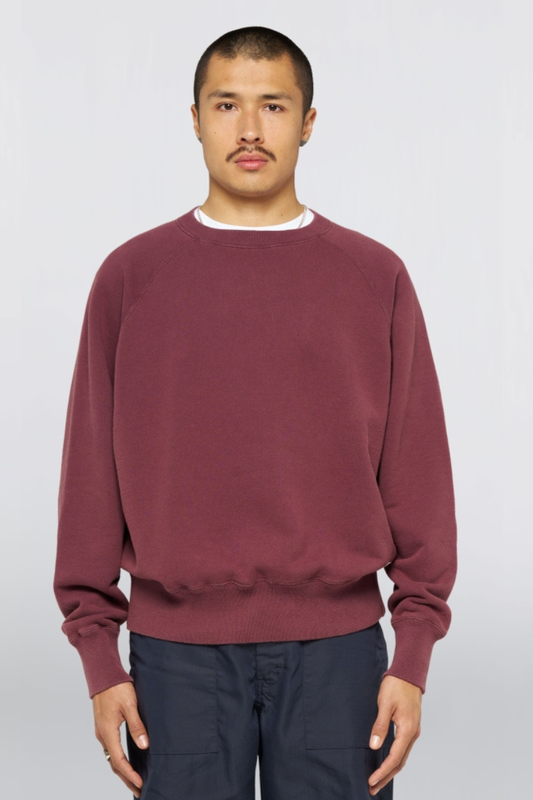 Edwin Raglan Sleeve Crewneck - wine