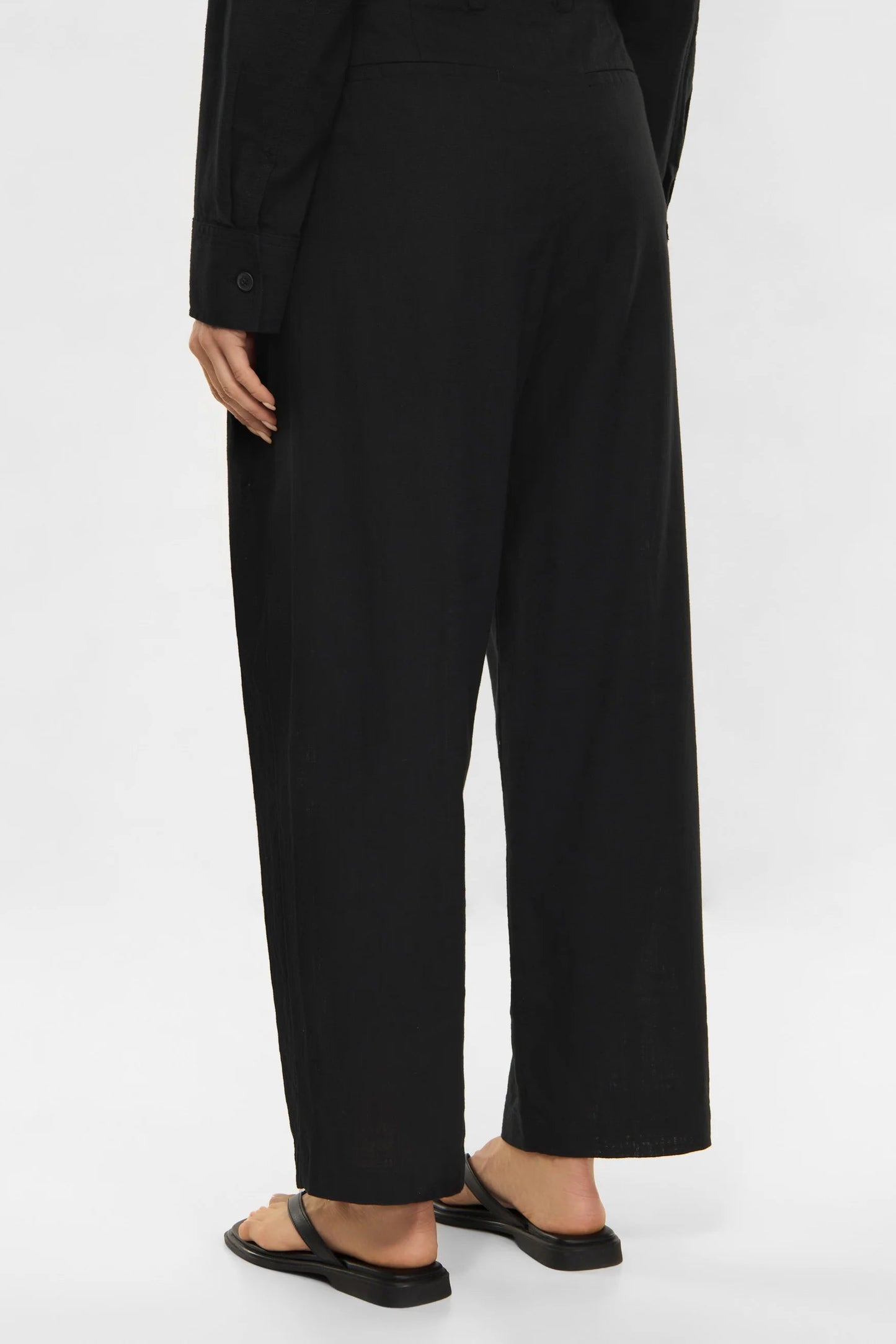 Elvine Sandi textured weave trousers - black
