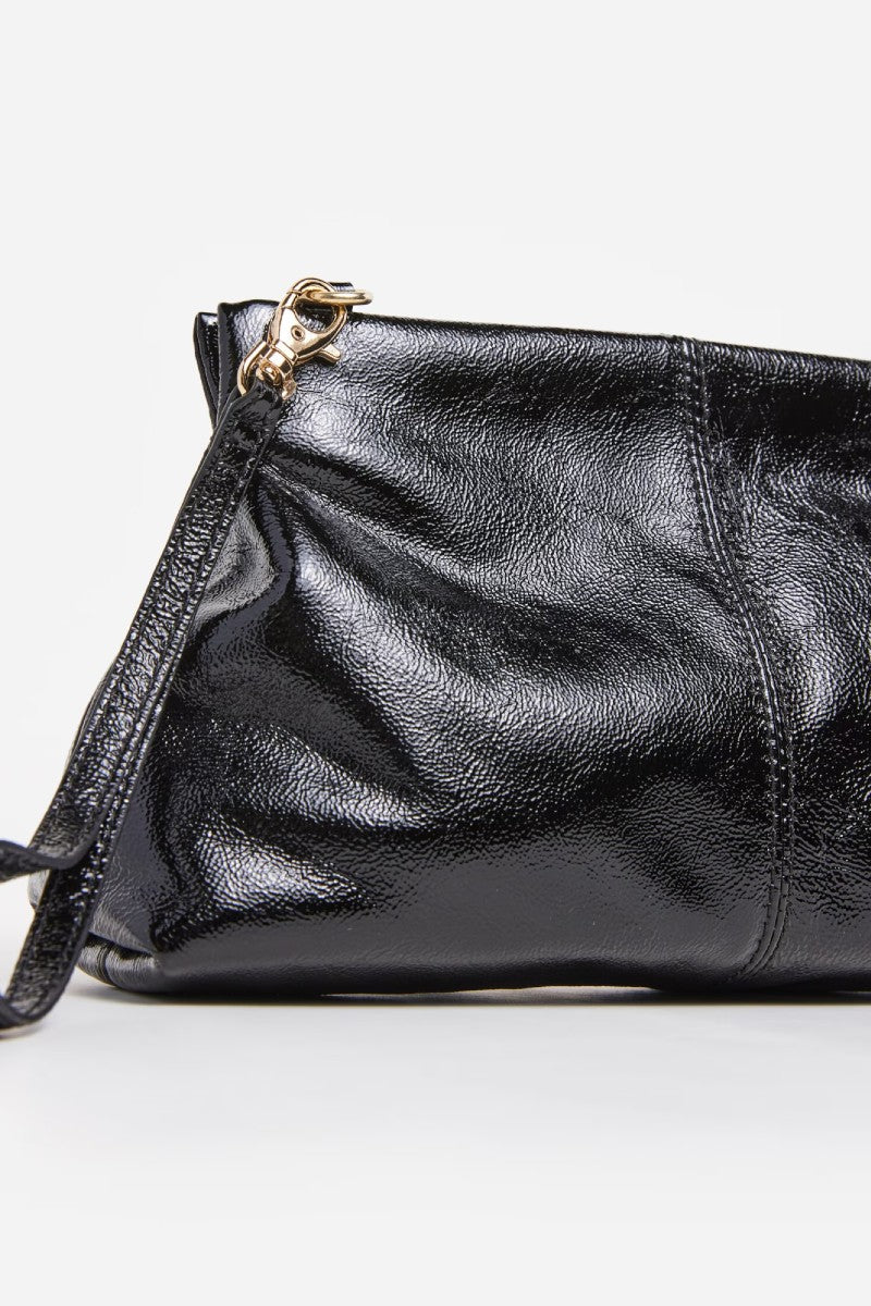 Flattered Clay mini clutch leather patent - black