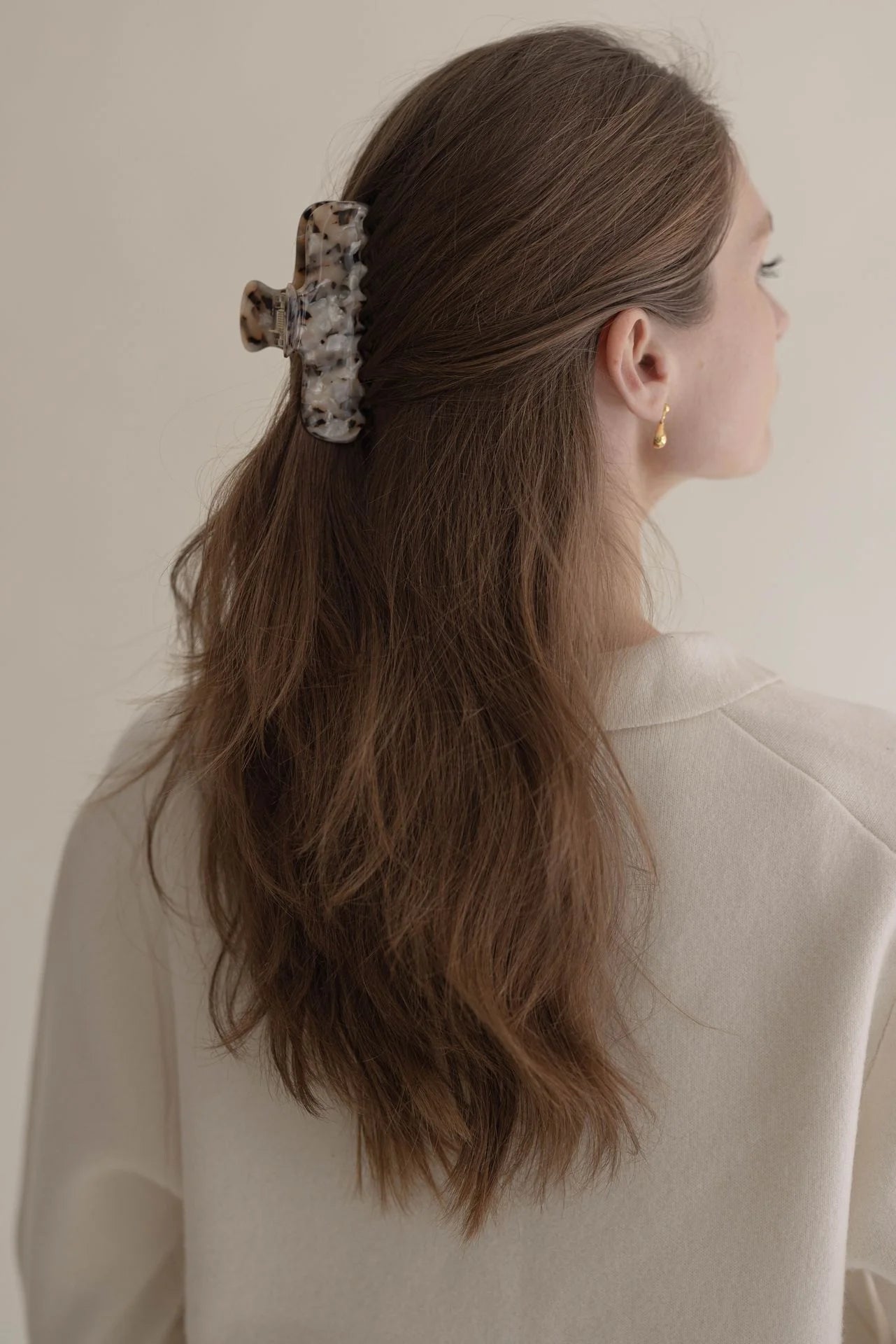 Gauhar Hair Claw Classic - oyster