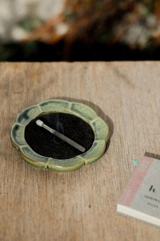 Hibi Seto Yaki Flower Oribe - green