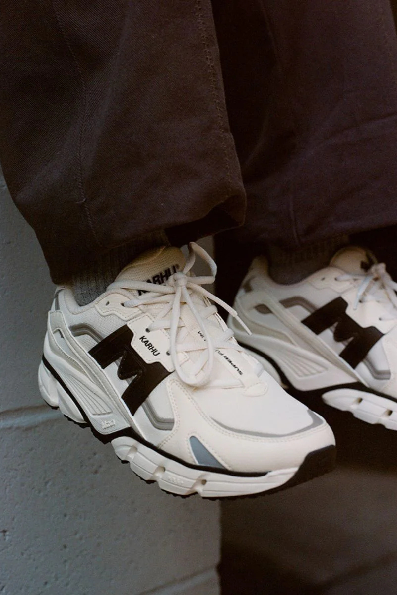 Karhu Super Fulcrum - vanilla ice / black