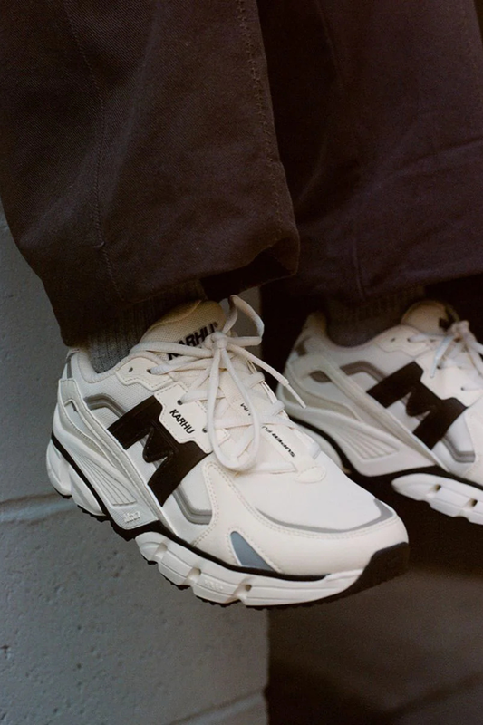 Karhu Super Fulcrum - vanilla ice / black