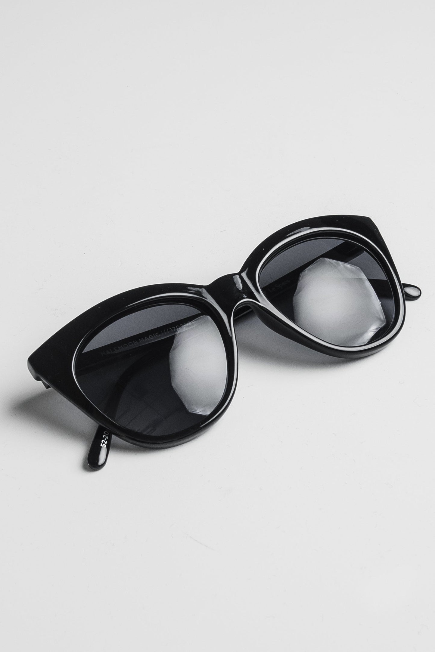 Le Specs Halfmoon Magic sunglasses - black