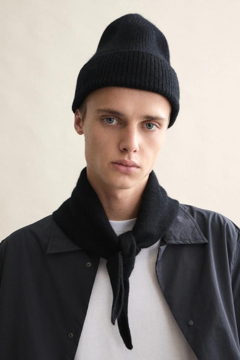 Le Bonnet kolmionmuotoinen huivi