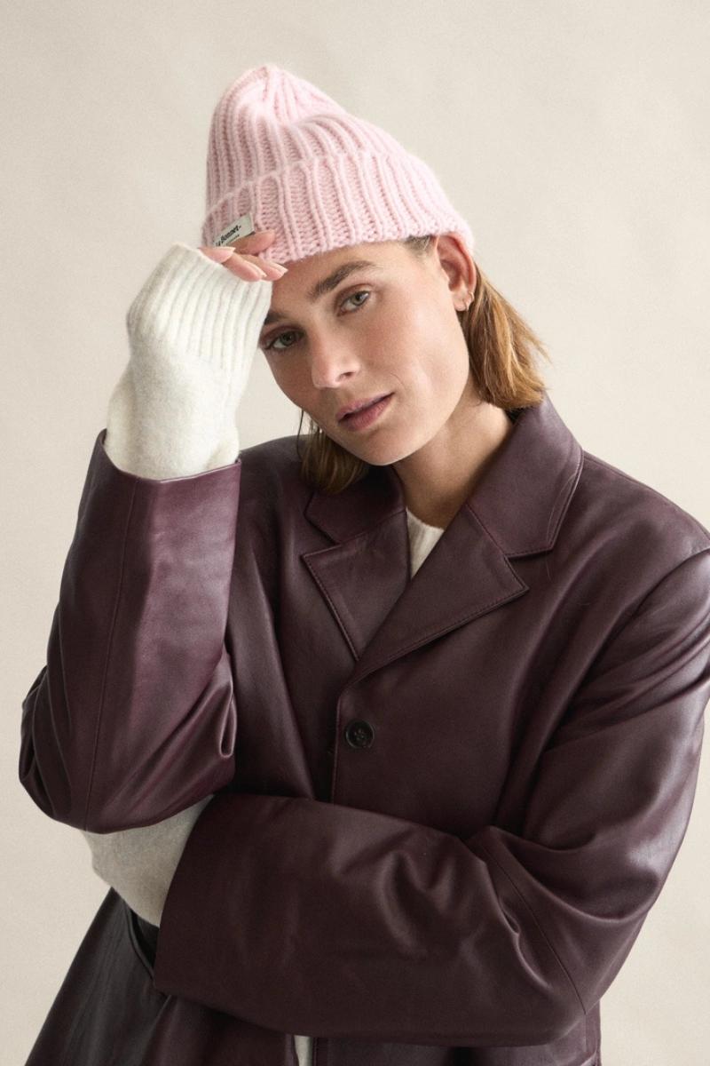Le Bonnet vaaleanpunainen pipo