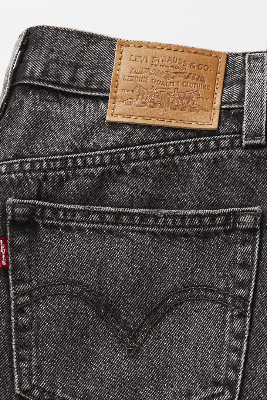 Levi's High Baggy Short - where's my phone