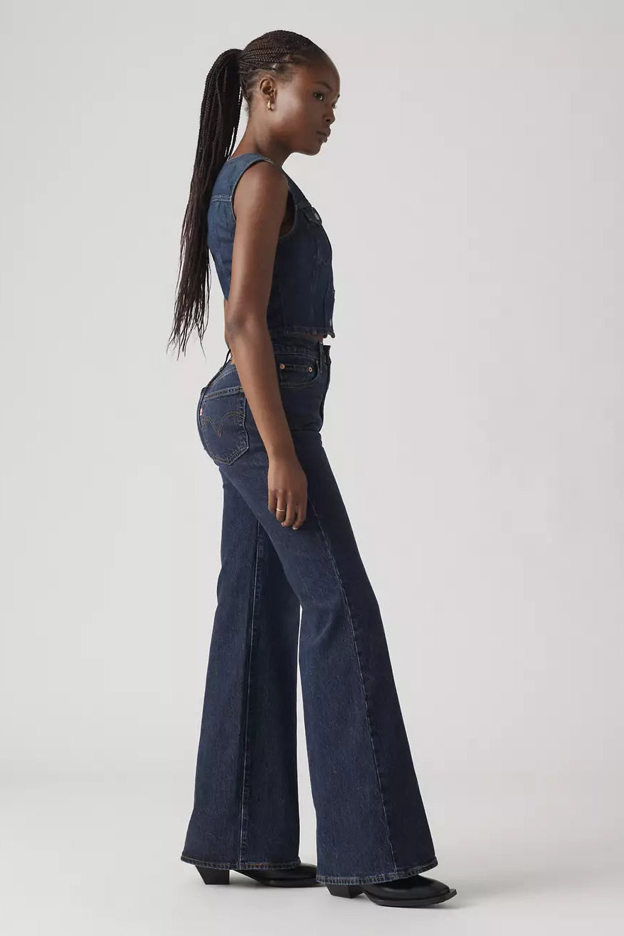 levis naisten flare farkut